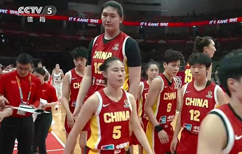 品牌更名-中国女篮86-76第二胜！数据一目了然，不是张子宇，最大功臣是她